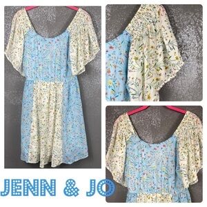 Jenn & Jo contrast floral ruffle stretchy dress.